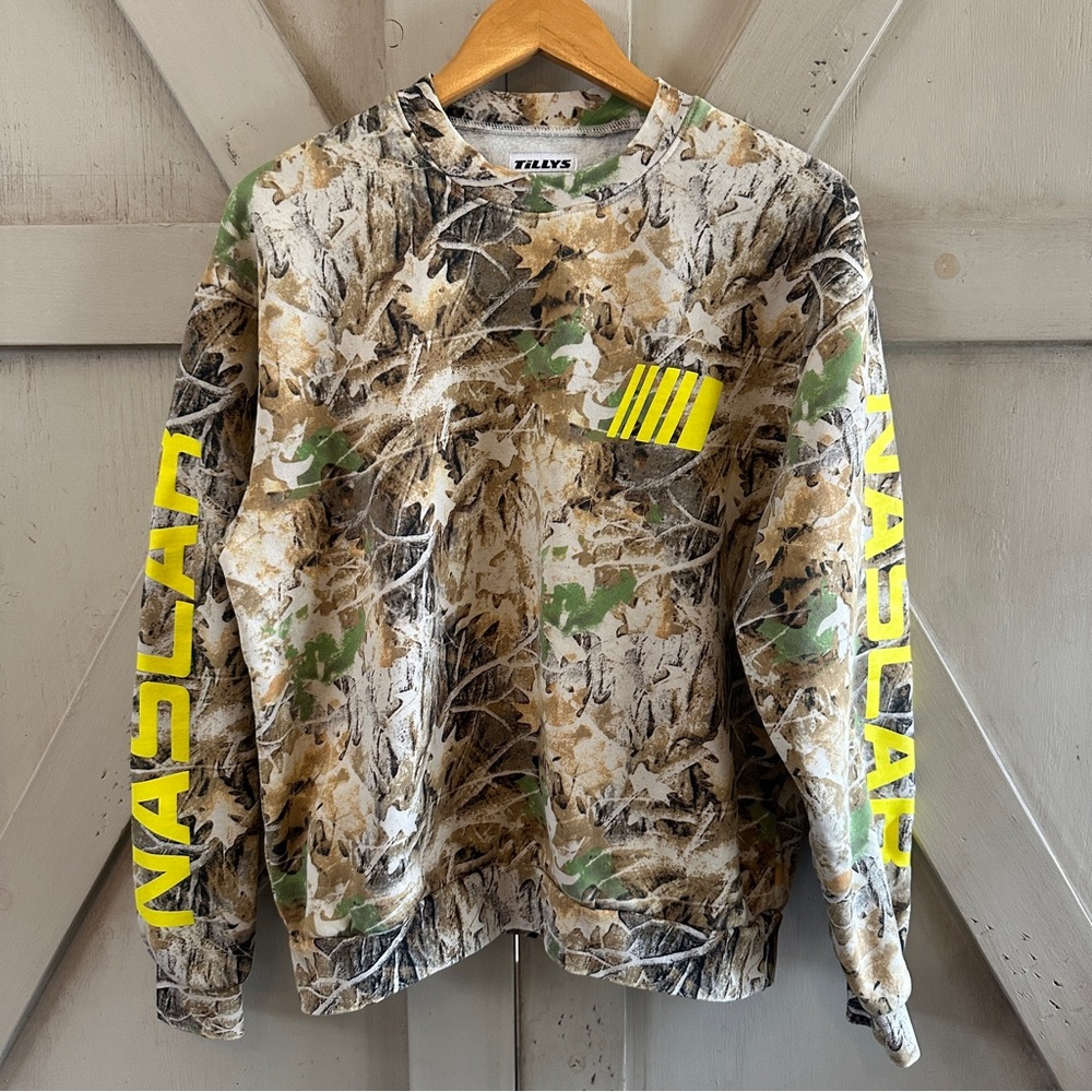 Tillys NASCAR Camo Sweatshirt M Neon Yellow Logo Crewneck